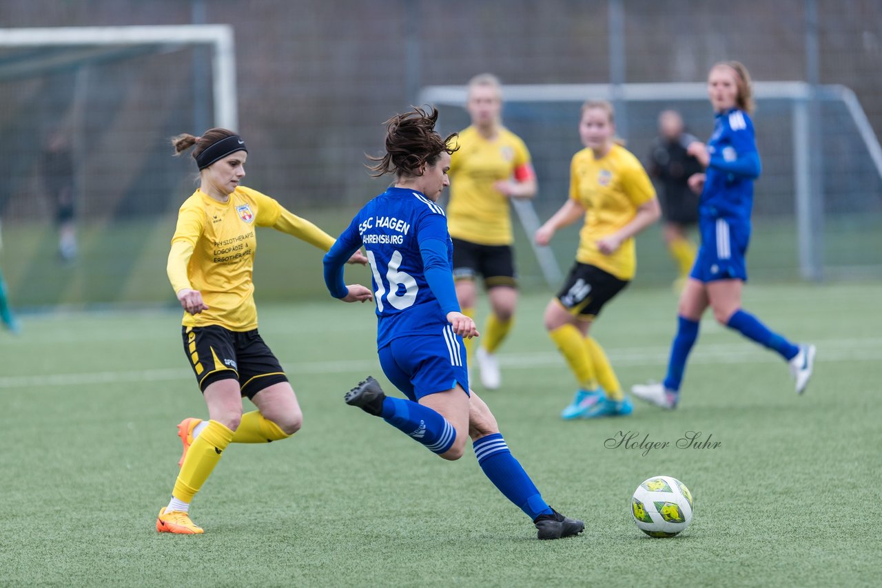 Bild 425 - F SSC Hagen Ahrensburg - SV Frisia Risum-Lindholm : Ergebnis: 1:2